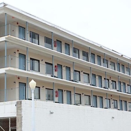Blue Marlin Motel Βιρτζίνια Μπιτς Εξωτερικό φωτογραφία
