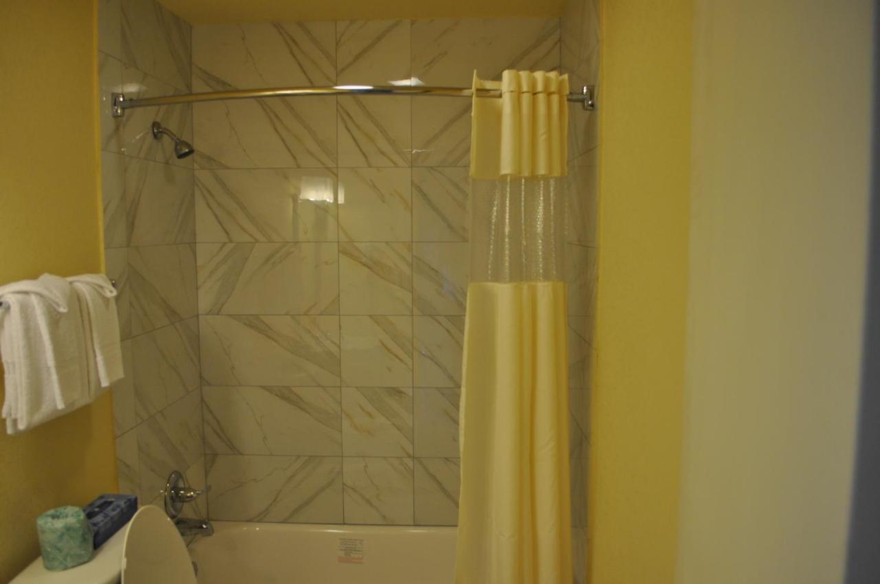 Blue Marlin Motel Βιρτζίνια Μπιτς Δωμάτιο φωτογραφία